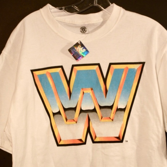 WWE Other - NWT WWE Classic Wrestling Symbol White T Shirt L